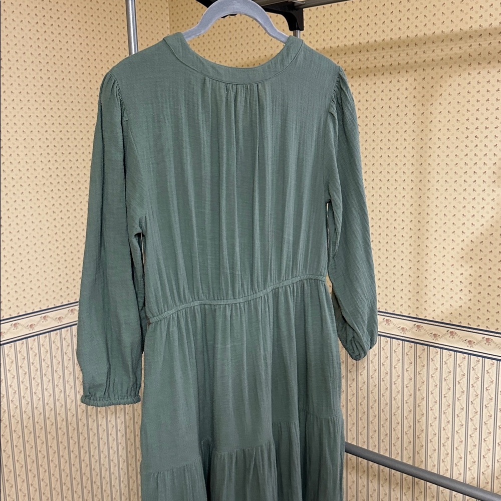 DownEast sage tiered midi dress - Picture 6 of 6